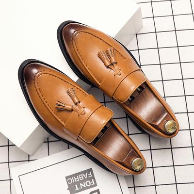 20252025 Mode Herren Übergröße Fransen Lederschuhe Koreanische Ausgabe Trend Friseur Faule Brille
