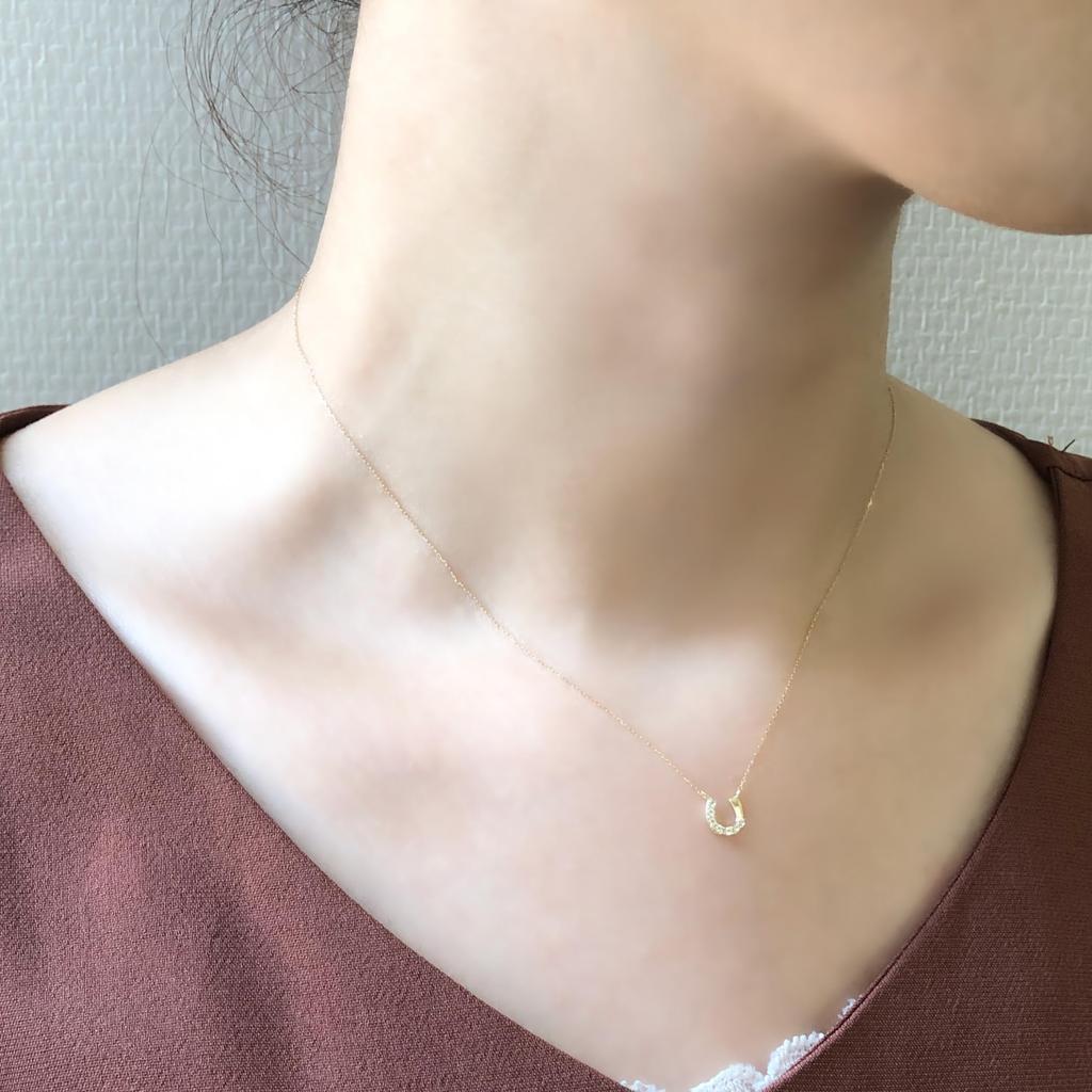 Bloom Official 10K Yellow November White Horseshoe Women's Necklace, Gold, Birthstone, Topaz, Motif, 0351-1311-0041-0000