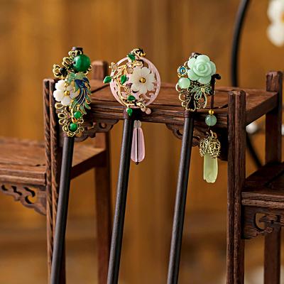 1PC Tassel Elegant Hair Accessories Pretty Ancient Style Classical Flower High-end Hairpin Exquisite Wooden