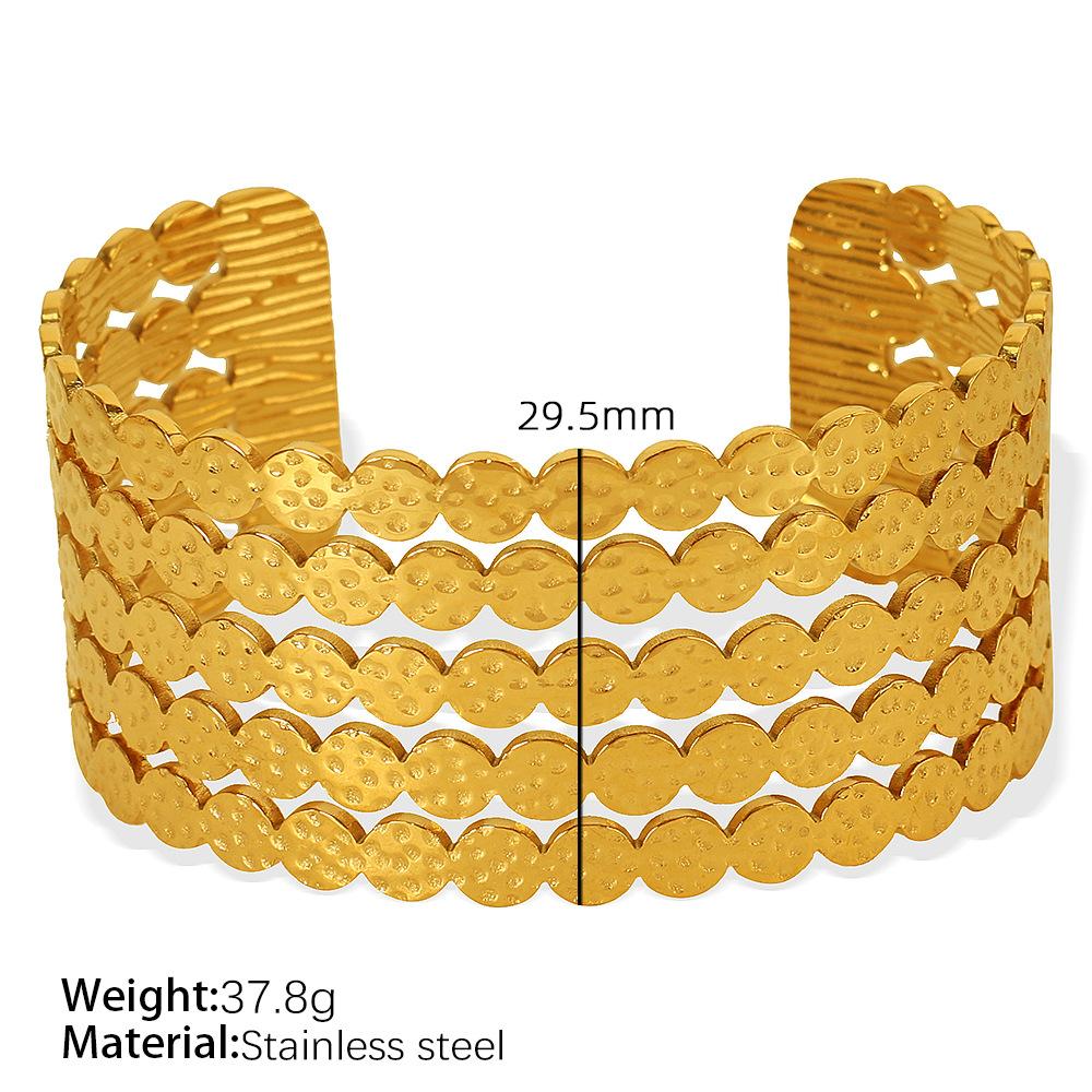 Vintage Titanium Steel Bracelet Hollow Gold Decoration