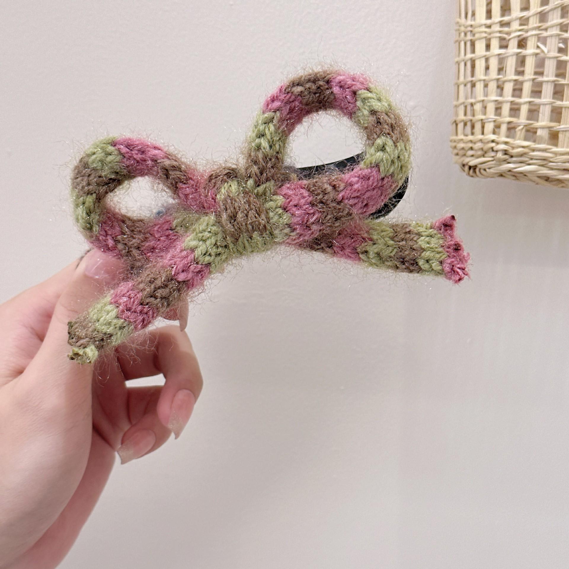 

Korean 2024 Plush Bow Hairpin - Large Duckbill Clip for Women розовый