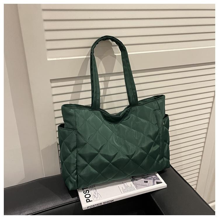 Women Versatile Shoulder Bags Large Capacity Tote Bag Lightweight Casual Fashi Quilted Crossbody Storage Bag New Autumn Winter