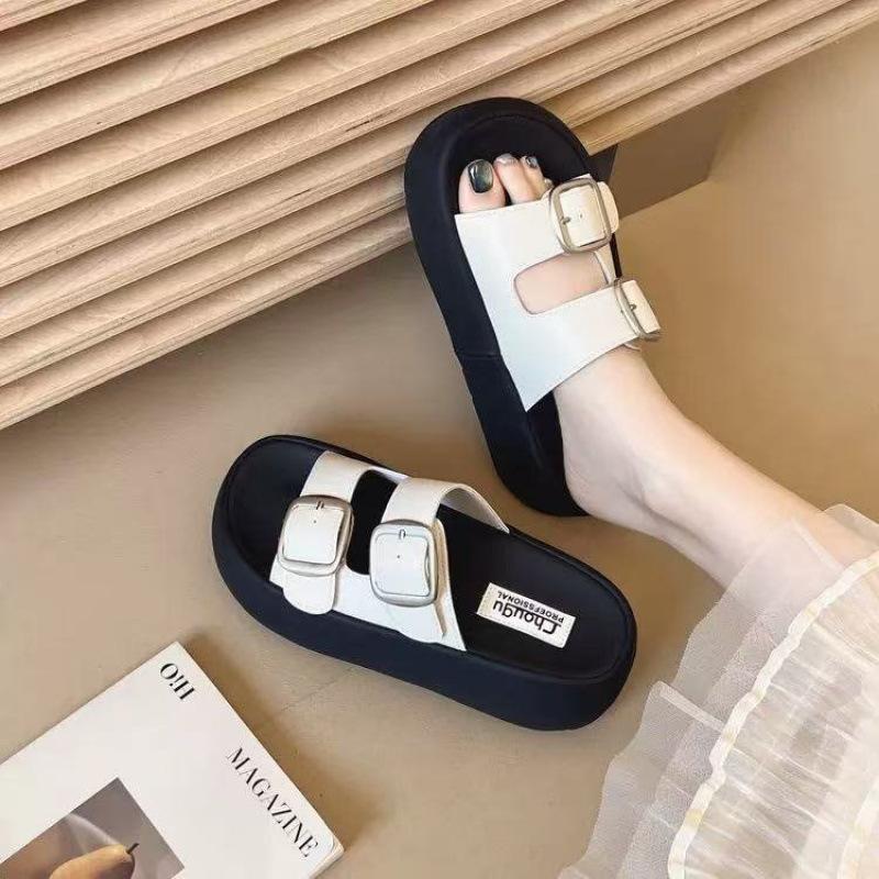 

Thick-soled muffin cool slippers women s summer wear fashion casual sandals 2025 new versatile Internet celebrity heightening slippers 40