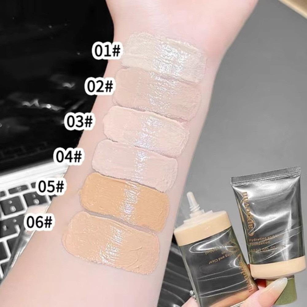 Moisturizing Moisturizing Liquid Foundation Smooth Fine Concealment Foundation Nourishes Skin Waterproof Clearing Foundation