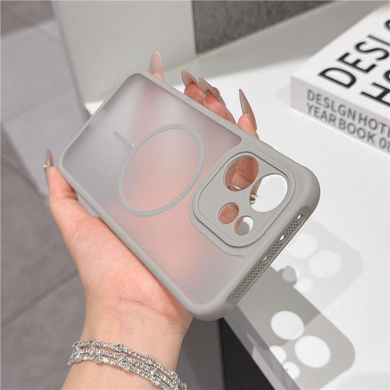 Applicable to OPPOFindX9SPro ultra-thin heat dissipation magnetic mobile phone case Reno15 matte skin-sensitive fine hole protective cover