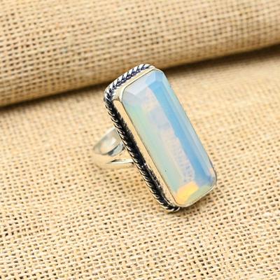 Abbagliante Pietra Preziosa Opale Lattiginoso Fatto a Mano Gioiello in Argento Sterling 925 Adorabile Anello Per Donne