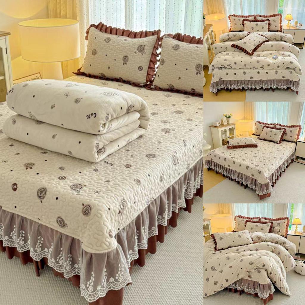 Thickened Quilted Velvet Bedspread Set with Lace Pillowcase and Static-Free Warm Temperature Control