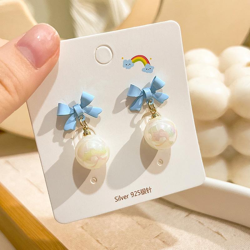 Cute Bear Earrings, Asymmetrical Cartoon Stud Earrings, Beautiful Girl Love Fun Earrings