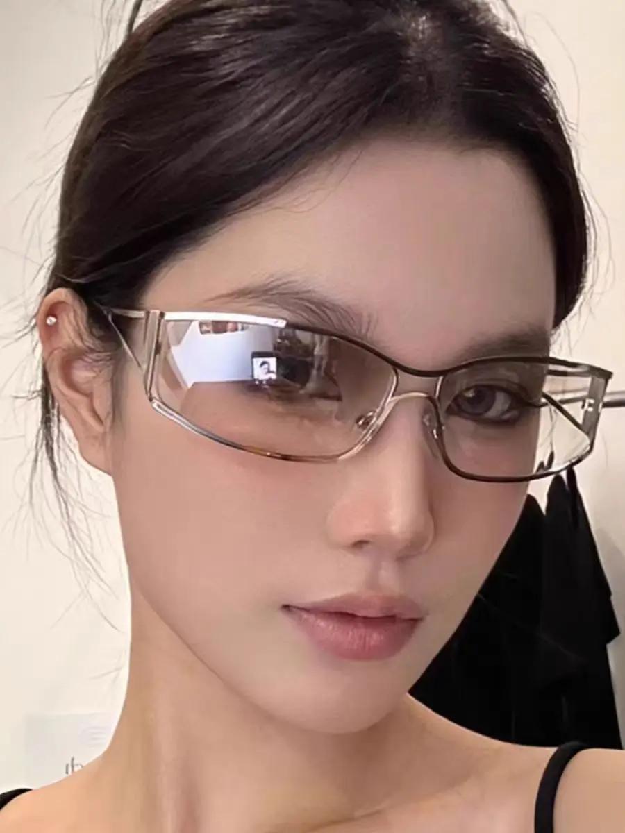 

Новые женские солнцезащитные очки в стиле панк для мужчин Y2K, спортивные дизайнерские солнцезащитные очки для вождения, винтажные очки для очков, женские очки для верховой езды серебряный