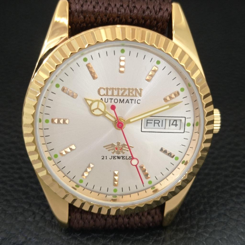 AUTOMATIC VINTAGE REFURBISHED CITIZEN JAPAN MENS SILVER DIAL WATCH a445345-1