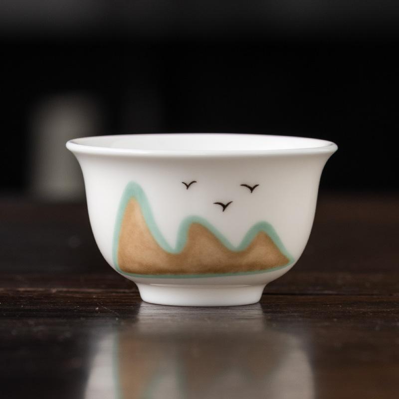 

Нефритовая керамическая чайная чашка, маленькая чашка, набор для чая кунг-фу, позолоченная, высококлассная чайная пиала, дом, современная легкая роскошь