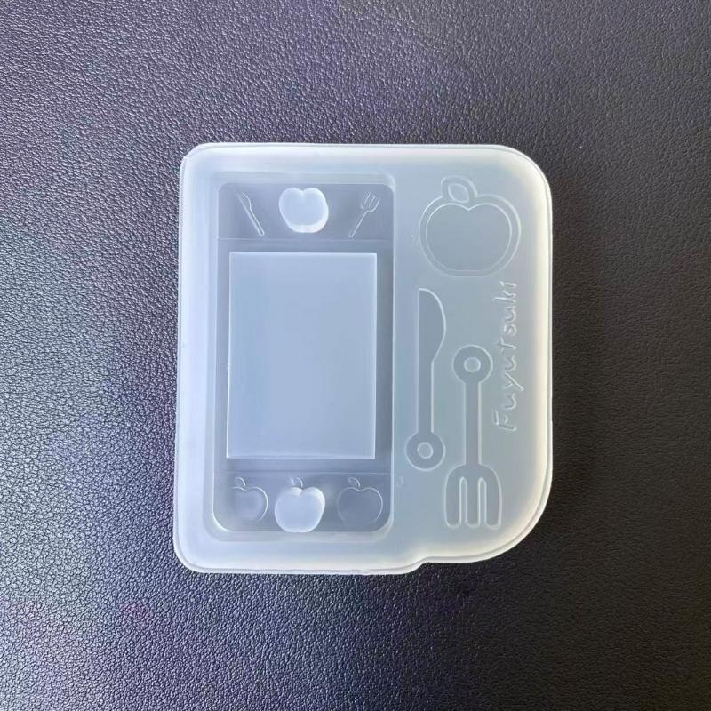 Sturdy Silicone Pendant Mould Featuring Multiple Designs For Easy Releases And Versatile Use In Projects