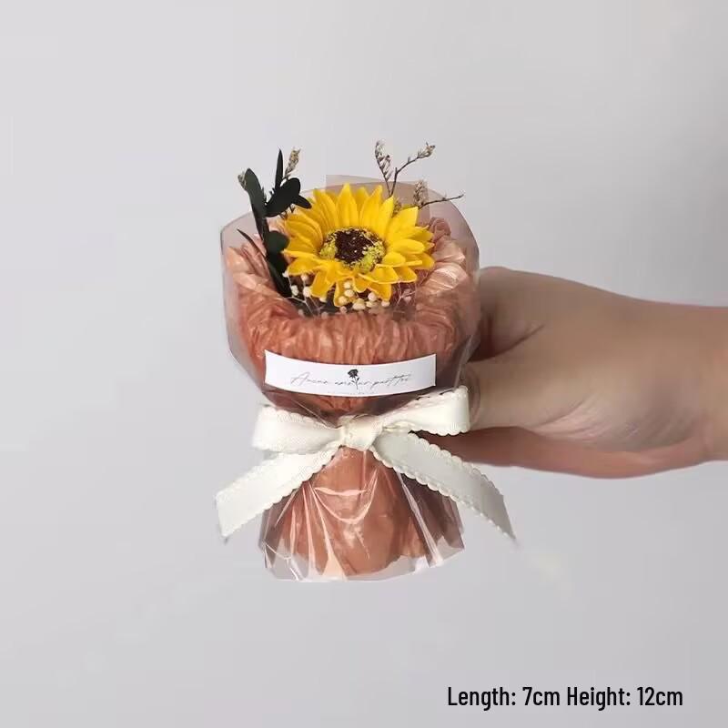Preserved Mini Rose Bouquet - Artificial Dried Flowers Gift Ornament for Birthdays and Souvenirs