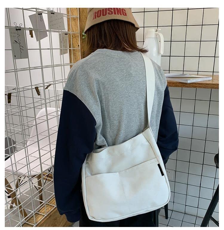RUMIERE Tote Bag, Canvas Shoulder Bag, Large Capacity, for Men and Women, Perfect for Commuting, School, or Crossbody Use (White)