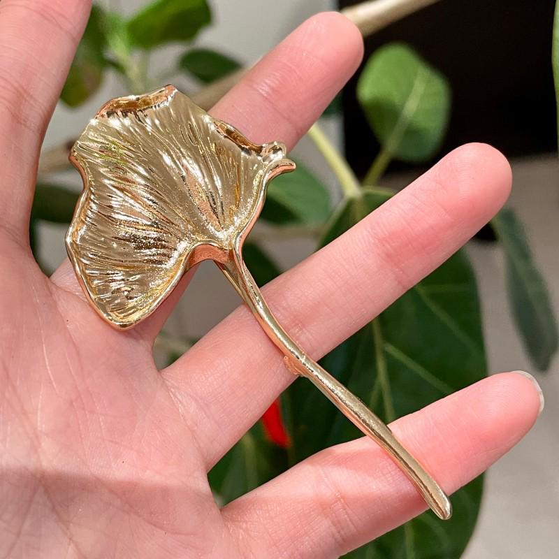Брошь-веер «Кленовый лист и Гинкго» – Унисекс плиссированная булавка для костюмов