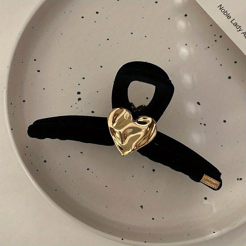 Elegant Vintage Heart-Shaped Hair Claw Acrylic, Perfect for Ponytails & Updos
