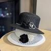 Seaside beach vacation elegant flower flat top straw hat wide brim sun hat light breathable pearl top hat tide
