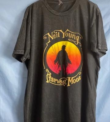 NEIL YOUNG HARVEST MOON GRAPHIC LOGO TSHIRT