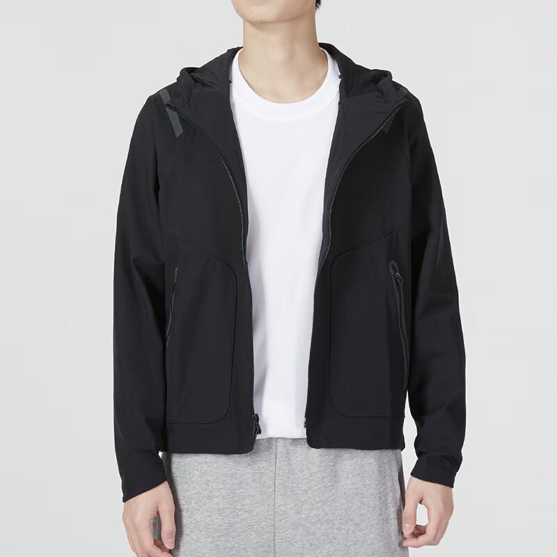 Under Armour Men s Hooded Sports Jacket 1370494-001 M