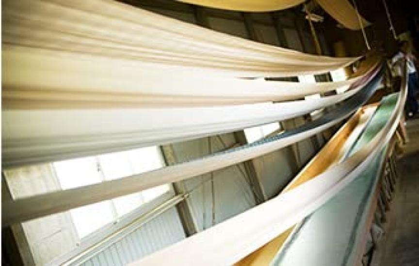 Chikusen Japanese Tenugui Japanese Folktale The Return of Favor 34cm x Made in Japan Hand-Dyed Towel, Series Crane's [Approx. 93cm],