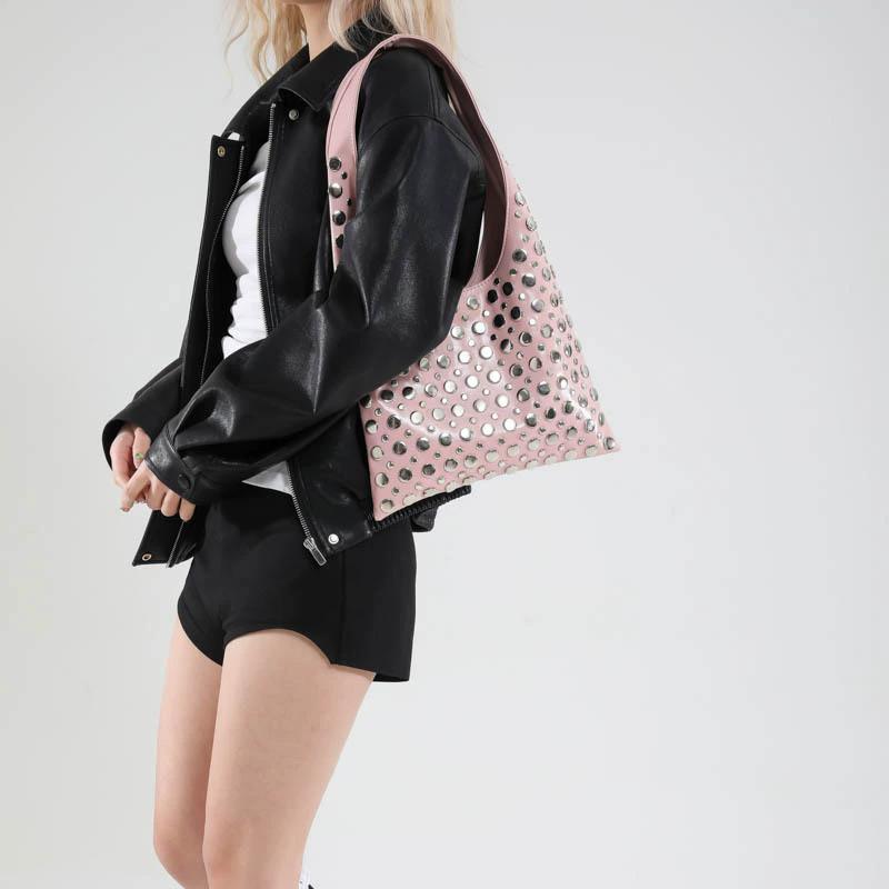 Summer Rivet Shoulder Bag Brand Fashion High-end PU Leather Versatile Solid Color Commuter Totes Women Bucket Underarm Bag
