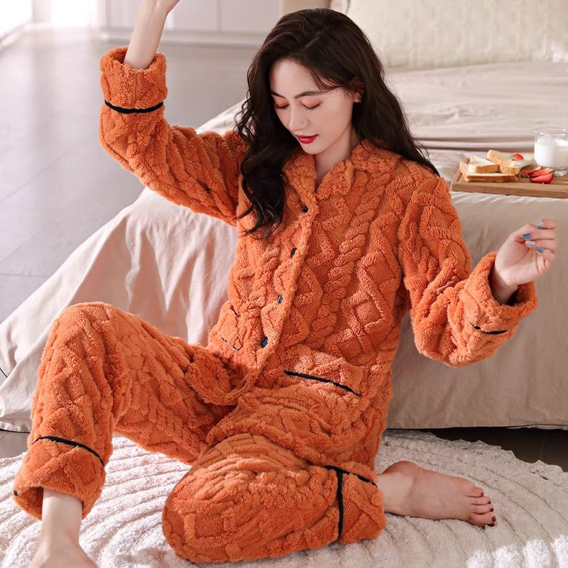 Xiaoxiangfeng pajamas 1011 new plush women's winter women's flannel suit warm coral fleece pajamas