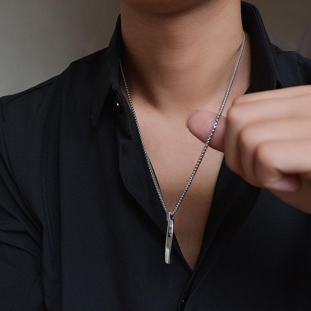

Harajuku Spiral Titanium Necklace: Unisex Trendy Minimalist Sweater Chain