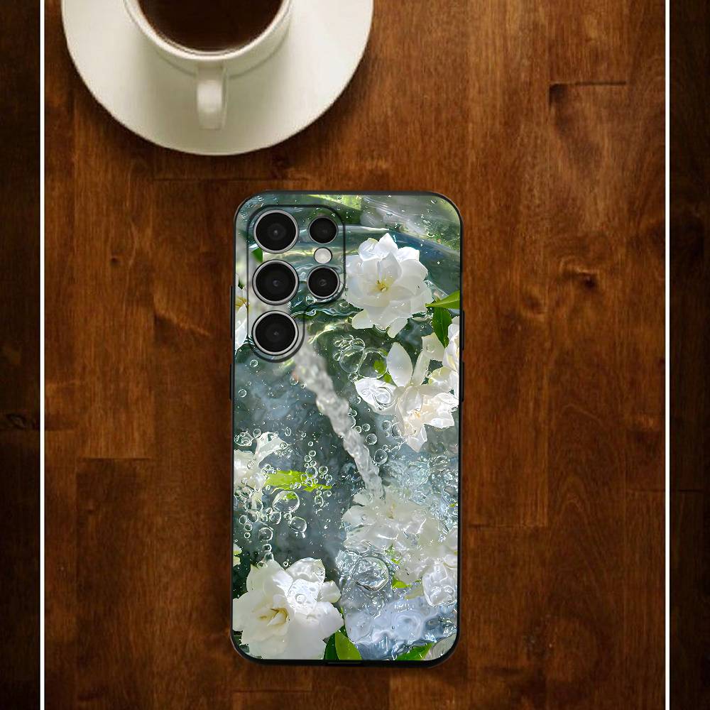 

Flowers Floating On The Water Phone Case For Samsung S24 25 23 22 21 20 Plus Ultra 5G Lite Shockproof Cover Samsung S24ULTRA