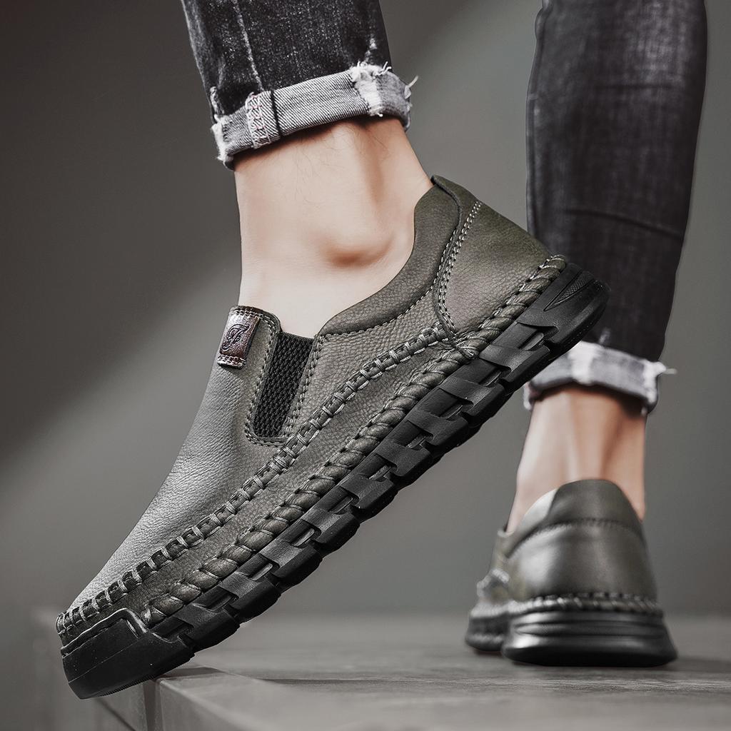 მამაკაცის ყოველდღიური ფეხსაცმელი ხელნაკეთი ტყავის ლოფერები ხარისხიანი ბრტყელი მოკასინები მამაკაცის სპორტული ფეხსაცმელი