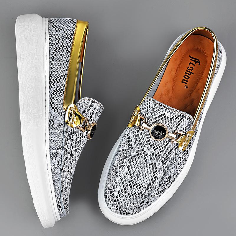 Fashion Casual Leather Men Shoes Leisure Walk Mens Loafers Moccasins Breathable Slip on Male Boat Shoes Personality Man Driving Footwear