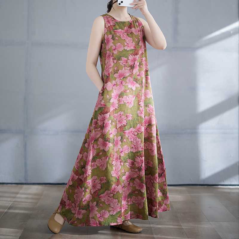 New Summer Bohemian Long Dress with A Fat and Oversized Sleeveless Round Neck Print