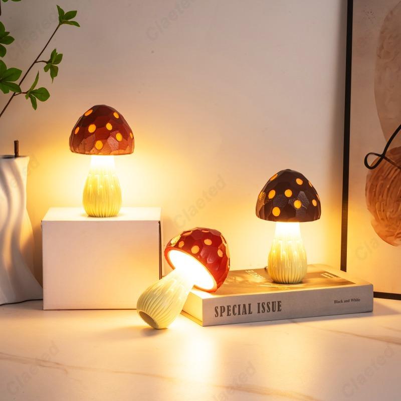 Creative New LED Mushroom Desktop Desk Lamp Home Bar Living Room Bedroom Bedside High-end Atmosphere Lighting Fixture