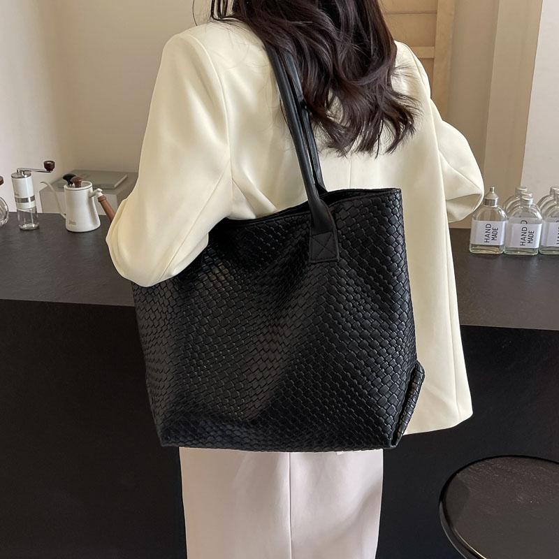 Women's Woven Pattern Tote Bag Elegant PU Leather Handbag Vintage Large Capacity Fashion Trending Japon Style Shoulder Bags
