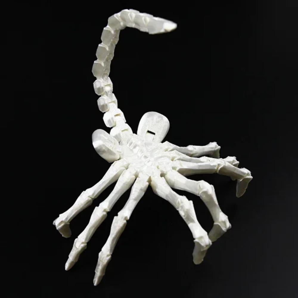 3D Printed Alien Facehugger Model | Fully Articulated Movie Prop | Collectible Figurine | Sci-Fi Horror Decor