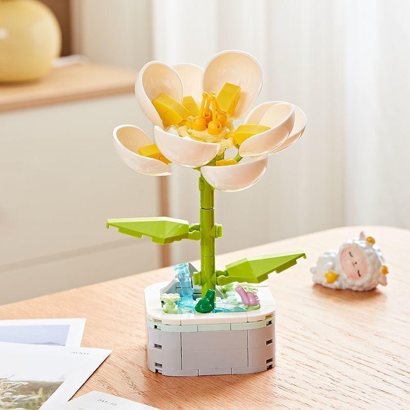 64 Styles Rose Flower Building Block Flower Eternal Bouquet Prickly Pear Model Plant Decoration Educational Toy For Kids Gift