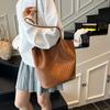 Autumn and Winter Woven Pattern Big Bag Women's New Fashion Retro Underarm Tote Bag Large Capacity Commuter Shoulder Bag