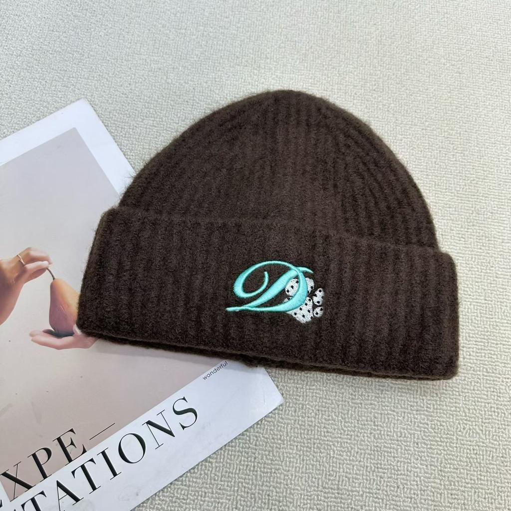 New big head circumference letter embroidered wool hat women's autumn and winter warm and cold-proof knitted hat showing the face small pullover hat