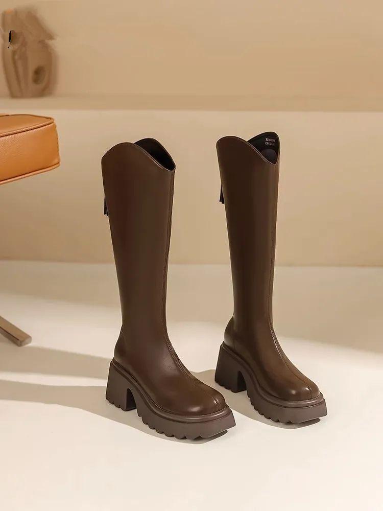 

Сапоги, увеличивающие рост, V-образный вырез, новые сапоги на толстой подошве, сапоги-рыцари, маленькие сапоги, осенне-зимние, бархат Майяр 40 коричневый