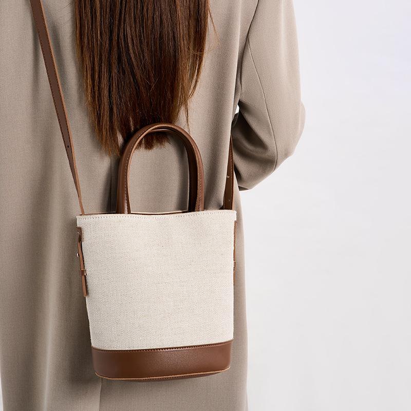 Simple and Versatile Casual Large-capacity Messenger Bag Bag Women's Korean Version Fashion Canvas Portable Bucket Bag Women's Shoulder Bag