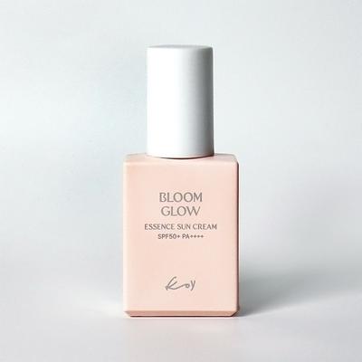 Koi [Koy Beauty] Bloom Glow Essence Krem przeciwsłoneczny SPF50+ PA++++, 1 sztuka, 1,01 fl. oz., 30ml