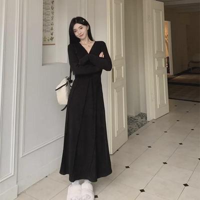Women's Plus-Size French V-Neck Knit Dress - Autumn Slimming Waist Long Skirt