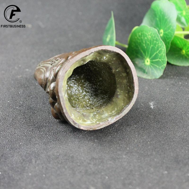 Retro Copper Tathagata Buddha Statue Home Decoration Brass Sculpture Retro Living Room Office Desk Ornament Miniatures Figurines