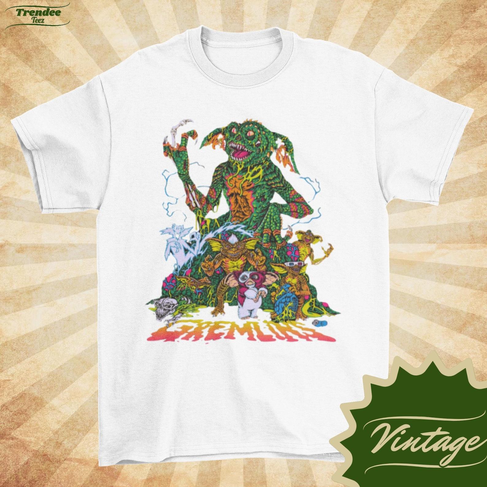 Gremlins Movie Poster T-Shirt - Vintage Style Unisex Graphic Tee S