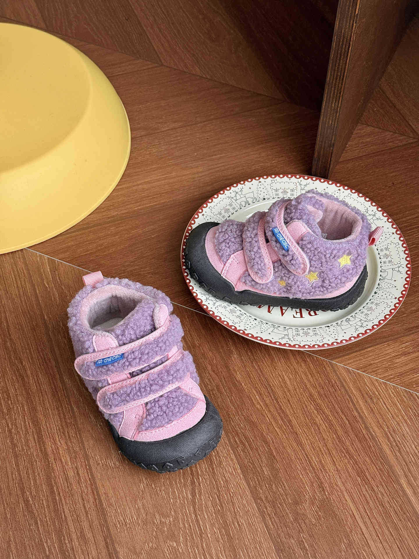 

XSHX star boots | Boys and girls autumn and winter velvet Velcro warm and anti-skid function can help steadily 30