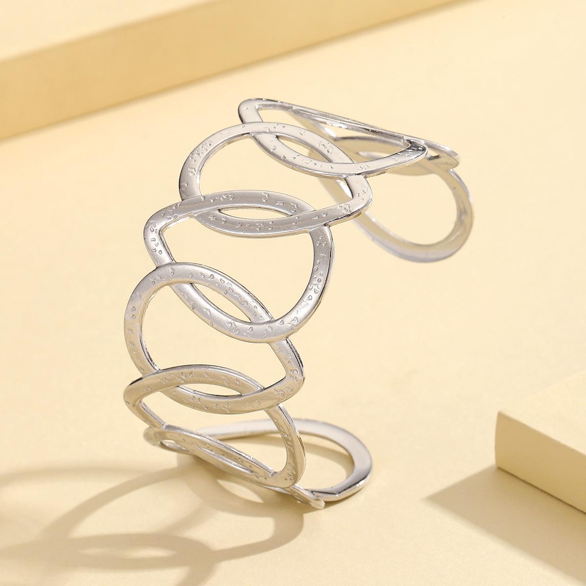 Ins Style Hollow Geometric Water Drop Stainless Steel Gold Bracelet for Women