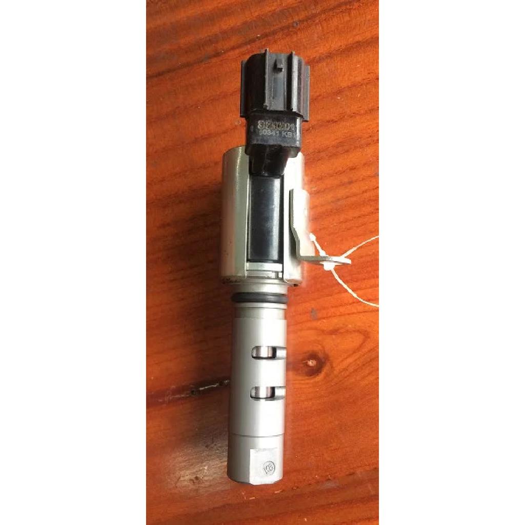 1x For Toyota- Yaris Engine Camshaft Timing Oil Control Valve VVT Solenoid 1533021011 917-210 15330-21011 1533021010 15330-21010