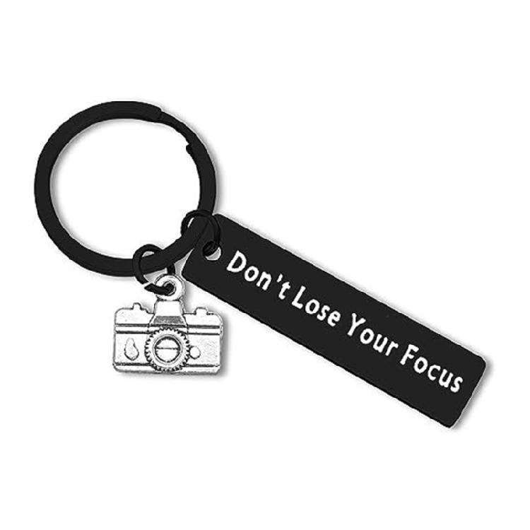 Photography Theme Keychain Stainless Steel Vintage Camera Design Smooth Brims Everyday Carry Accessory For Adults