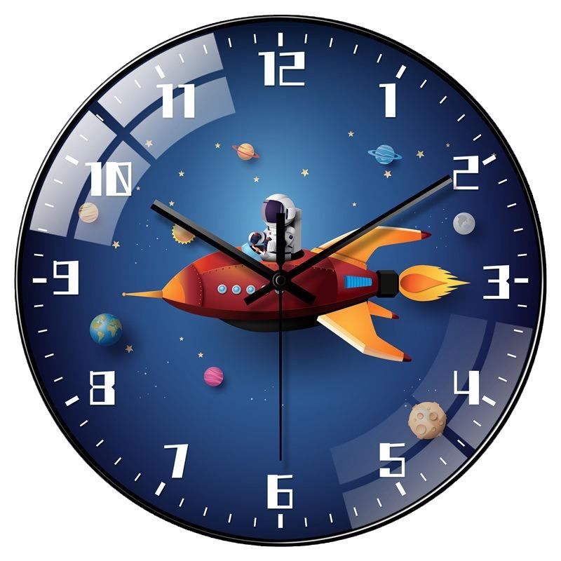 Creative Astronaut Children's Silent Wall Clock: Ideal for Bedrooms & Living Rooms