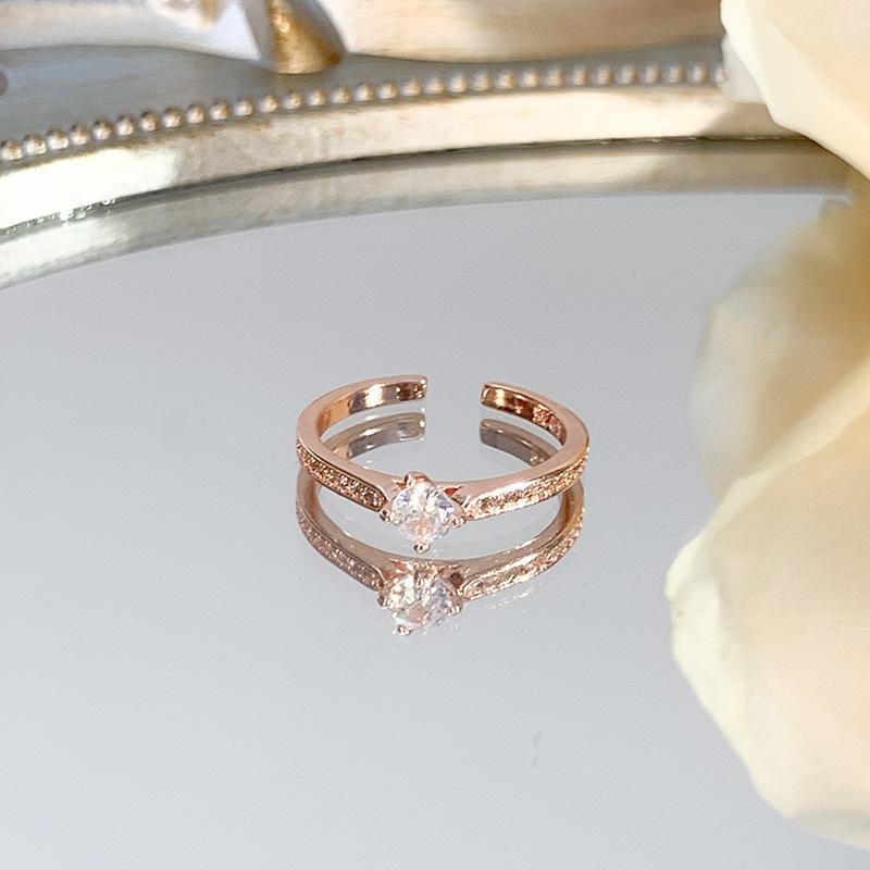 Yin Town Crown Zircon Heart Open Ring - High-End Women's Stackable Wedding & Pinky Band