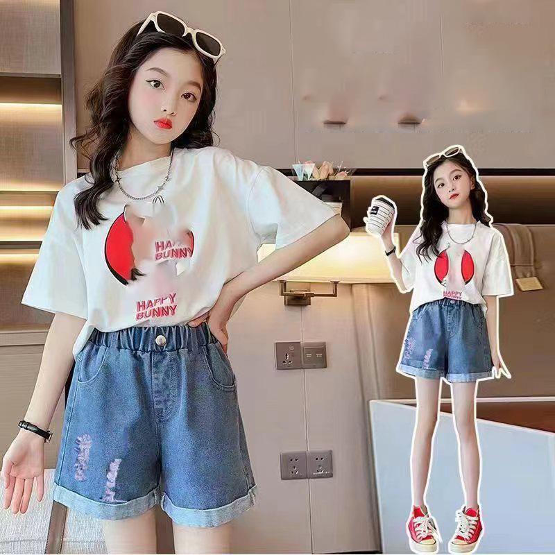 

Girls Shorts Fashionable and Versatile Medium and Large Children s Slimming Nail Button Waist Wide-leg Pants Casual and Fashion 100